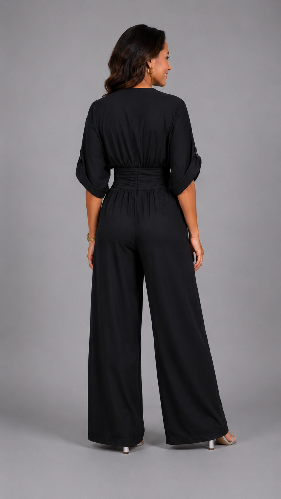 Emene | Jumpsuit Elegante de Pierna Amplia y Escote en V.