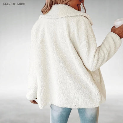 LORENA | Chaqueta de efecto borreguito con solapas de leopardo