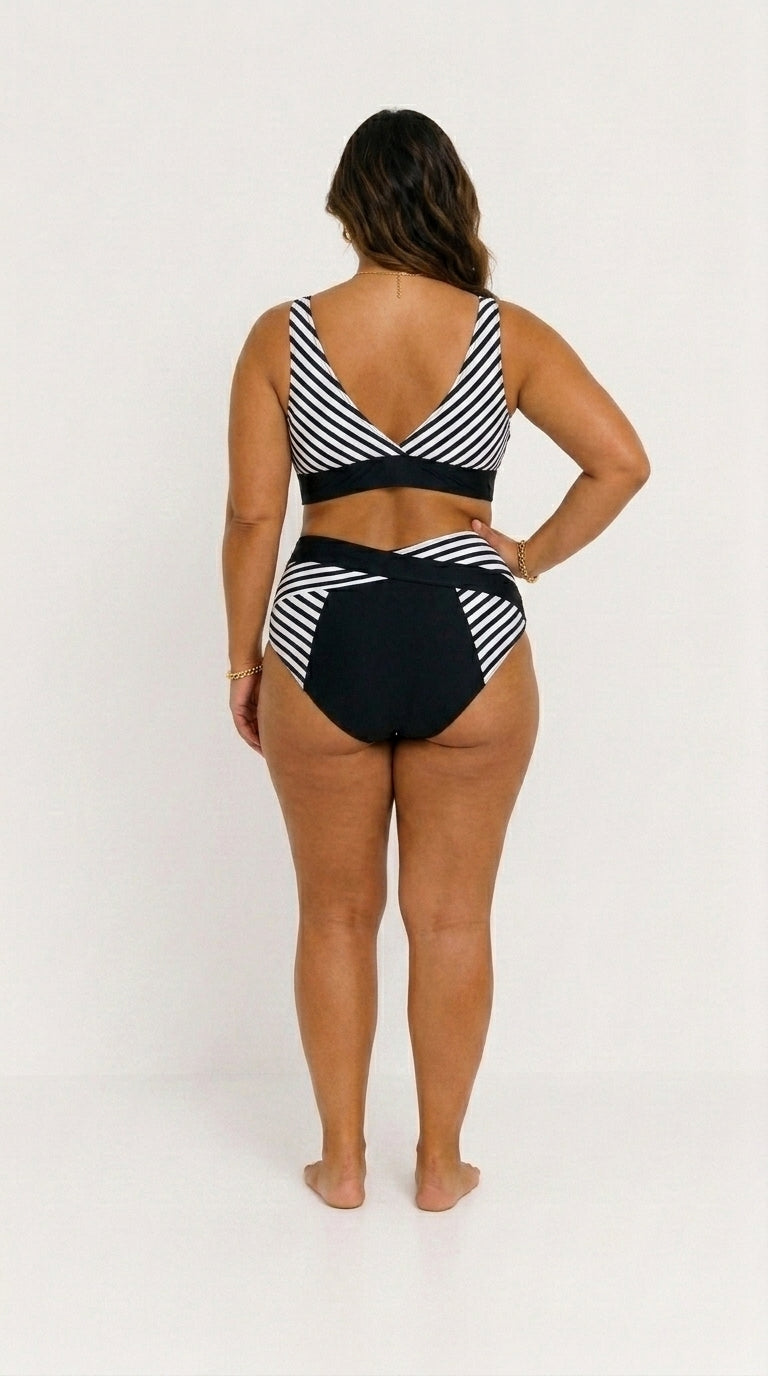 Bikini Cruzado Favorecedor de Rayas